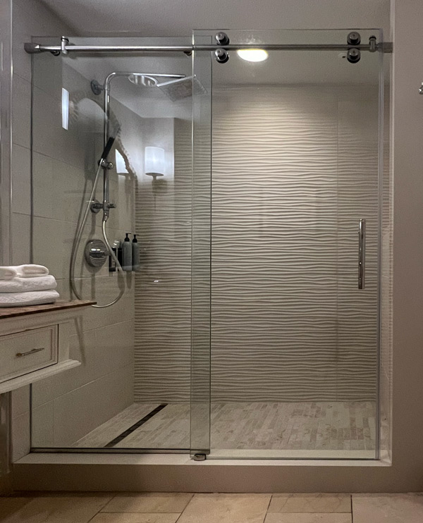 Newport shower enclosure